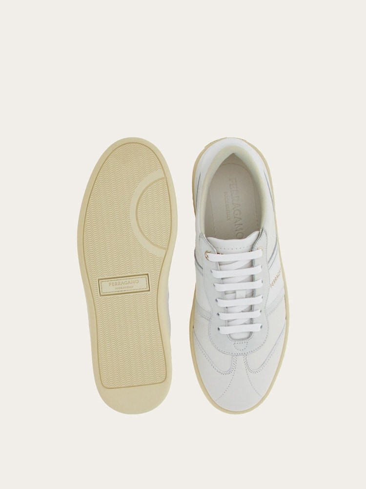 Low-top sneaker with logo Gallery image 5