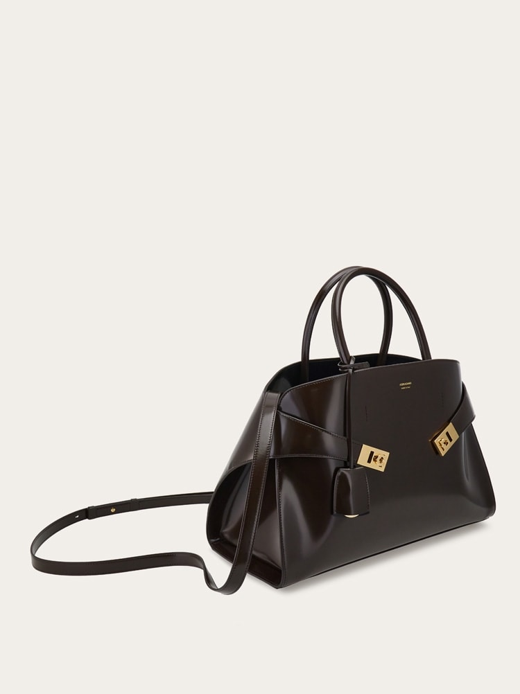 Hug handbag (L) Gallery image 6