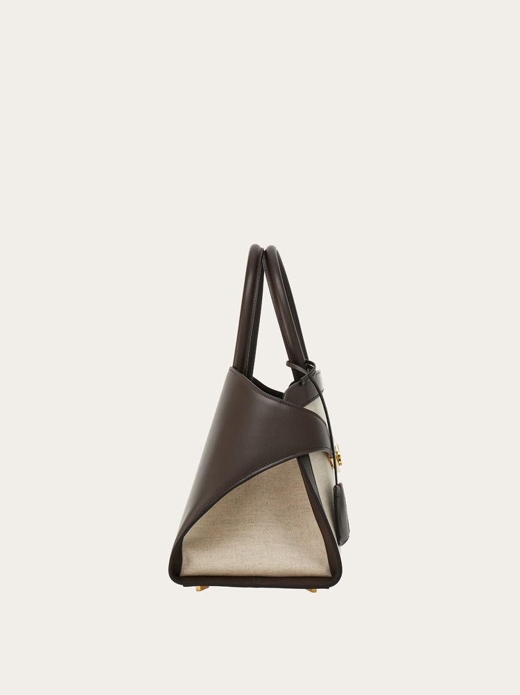 Hug bicolor handbag (M) Gallery image 3