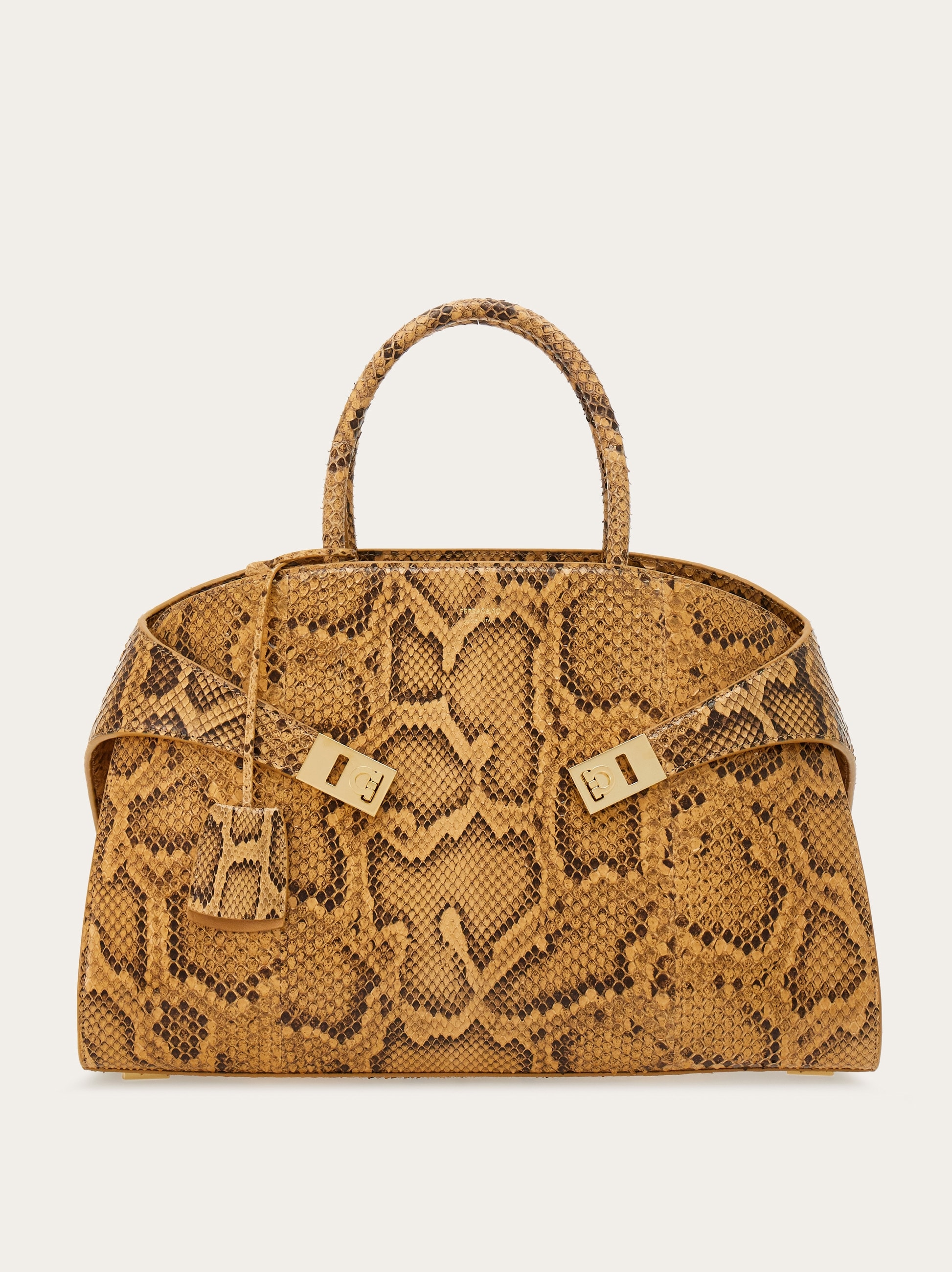 Hug handbag (L) - Women | Ferragamo
