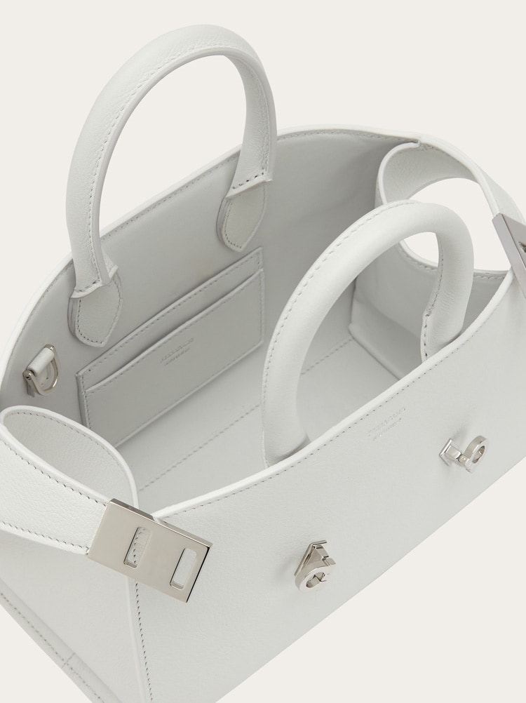 Hug handbag (XS) Gallery image 6