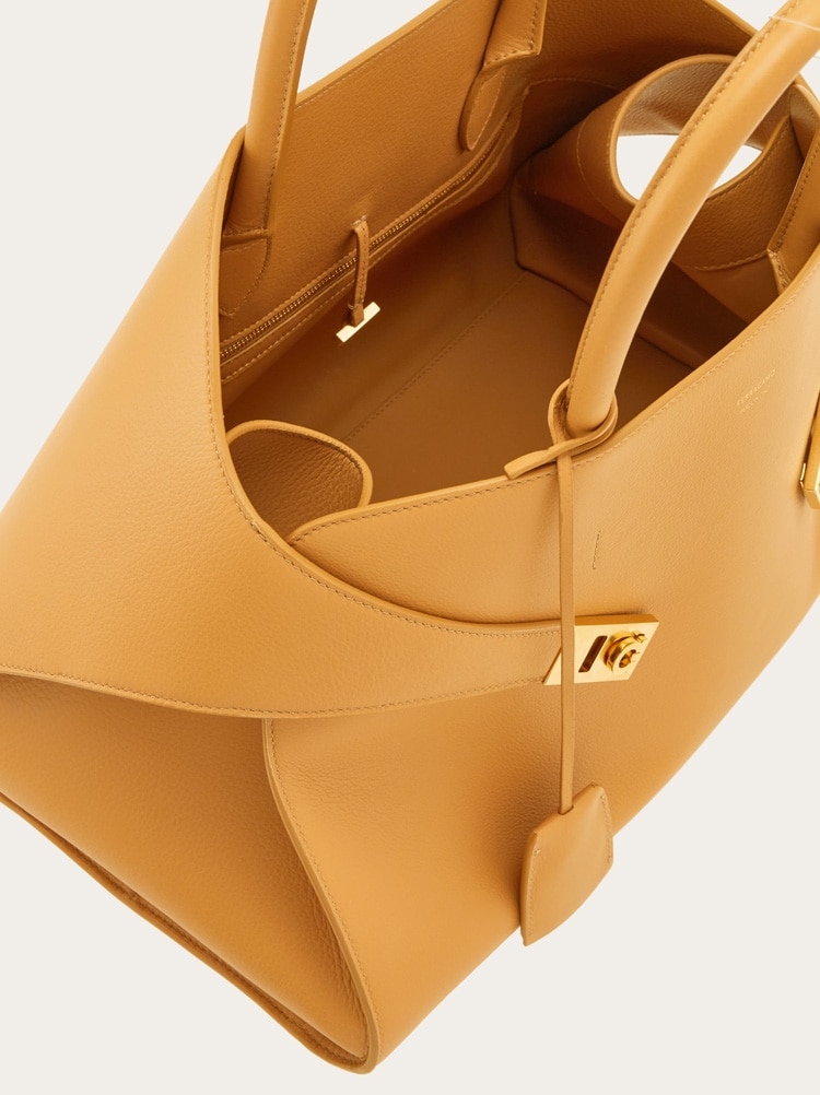 Bolso de mano Hug (L) Gallery image 6