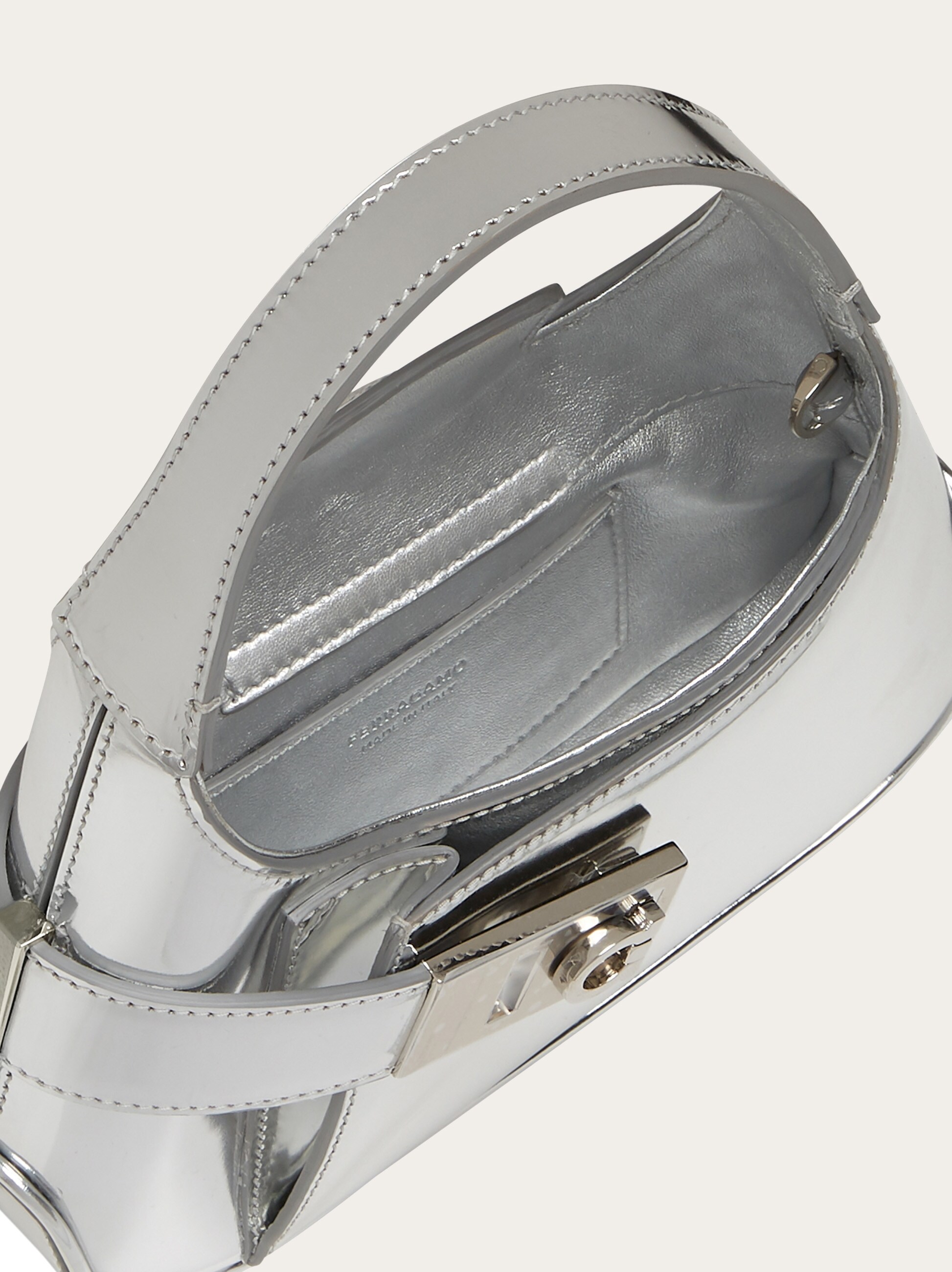 FURLA ミミミニクロスボディ グレー 未使用に近い tomorrowland おとなしく 