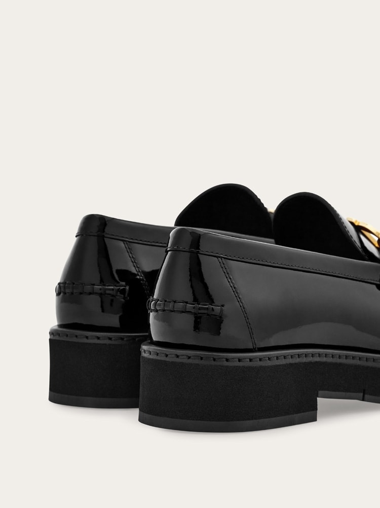 Ferragamo モカシン ブラウン 5½ C モカシン - ウィメンズ | Ferragamo