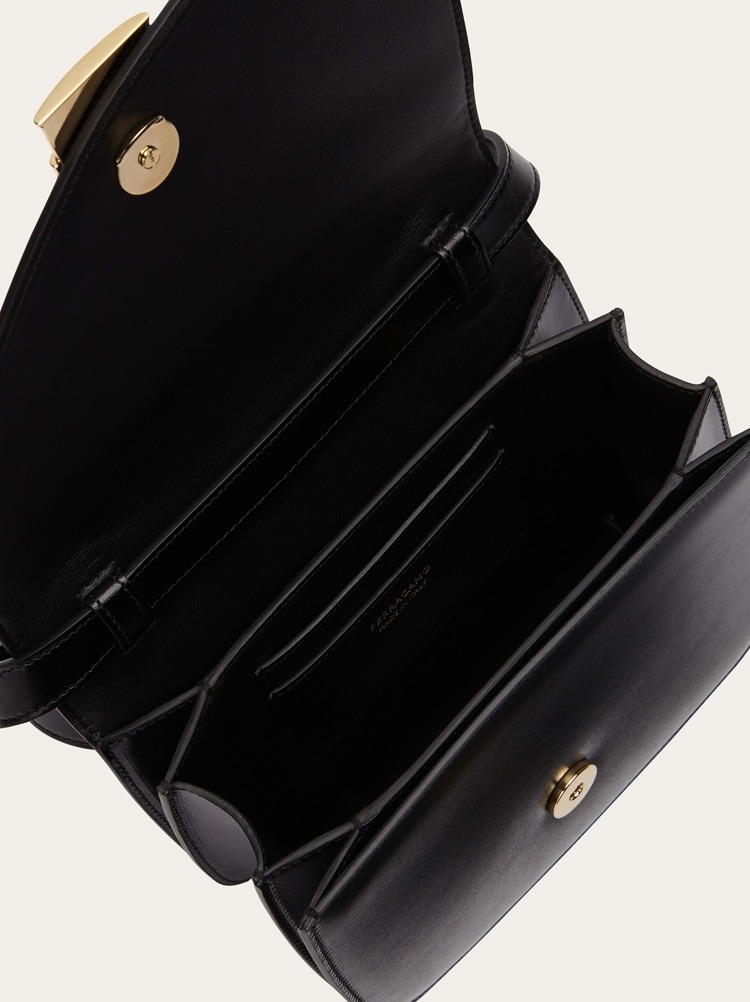 Fiamma crossbody bag (XS) Gallery image 5