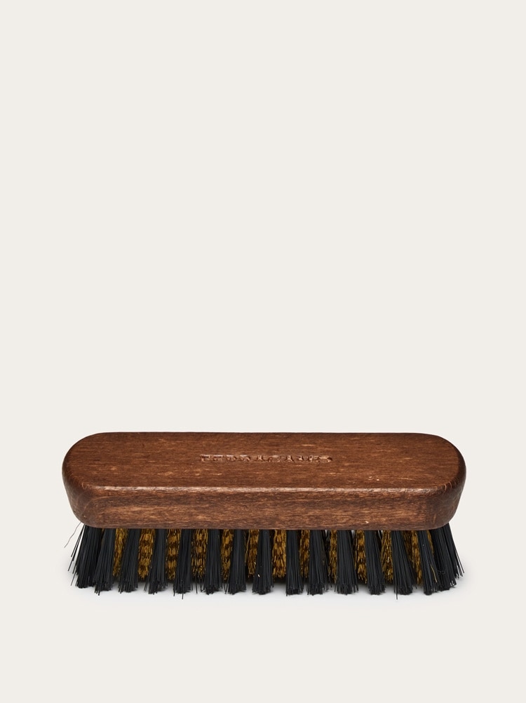 Suede brush Gallery image 1