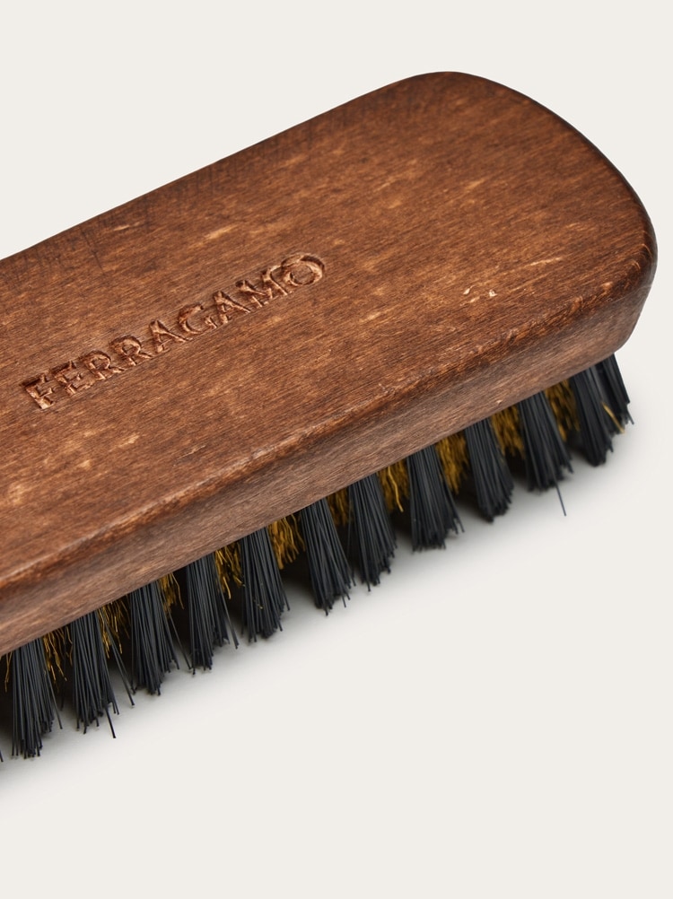 Suede brush Gallery image 2
