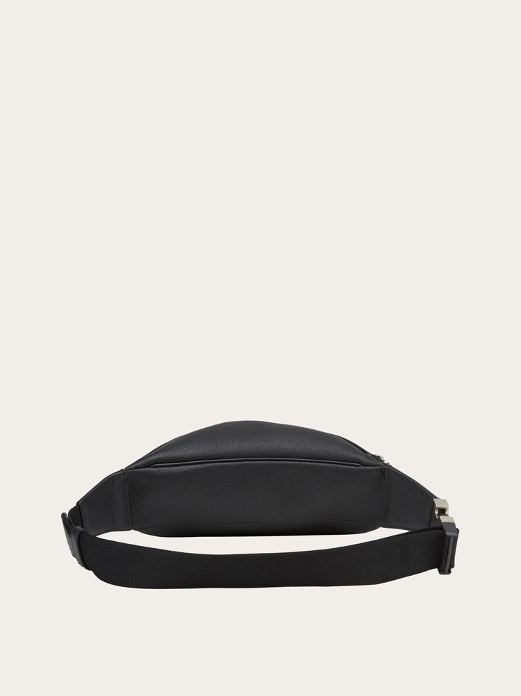 Gürteltaschen mit Gancini-Prägung Gallery image 4