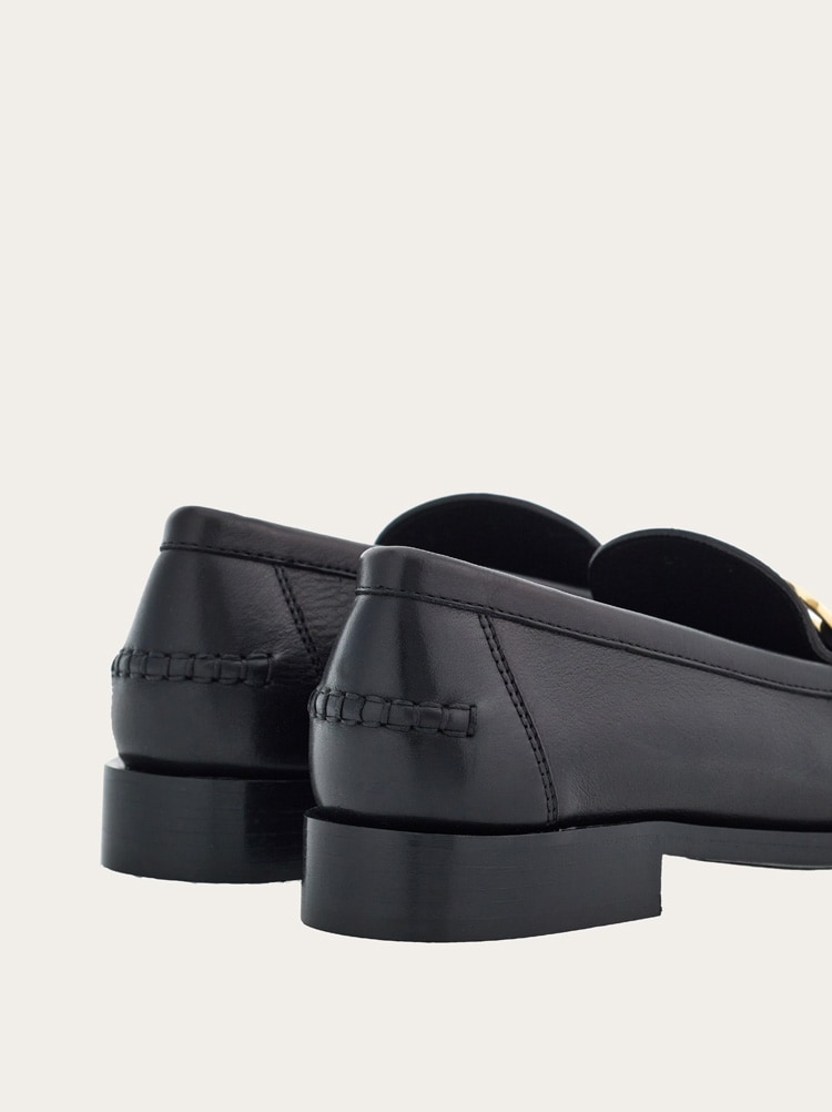 Moccasin with Gancini ornament Gallery image 4