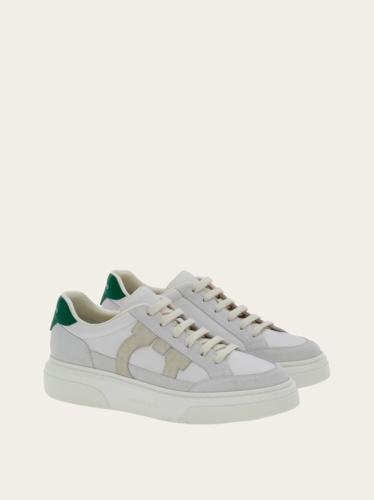 Sneakers bajas con Gancini Gallery image 2