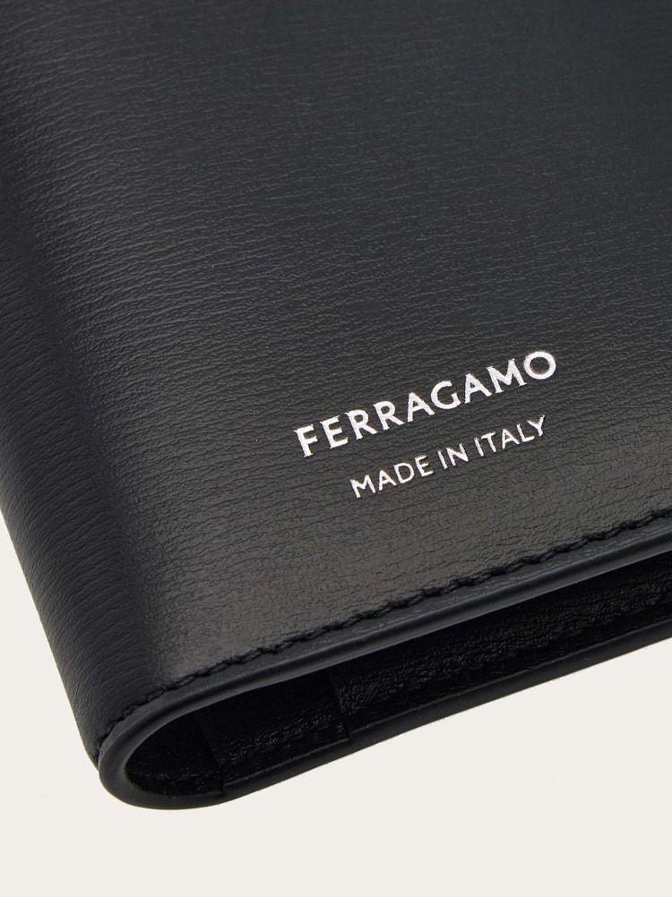 Credit card holder Gallery image 5