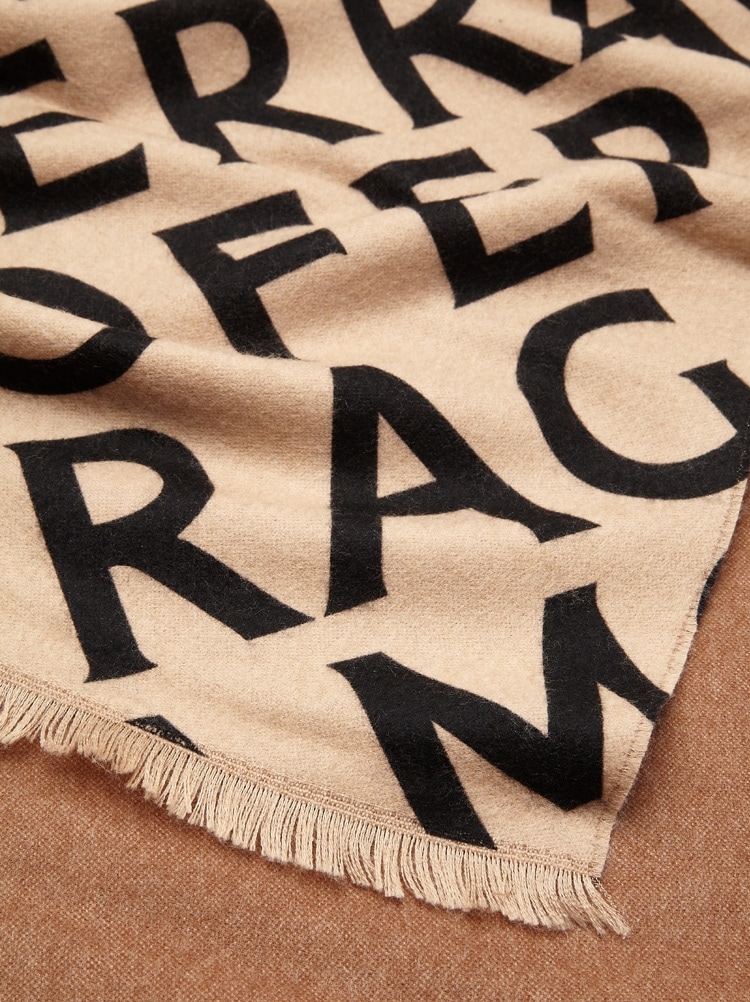 Sciarpa double con lettering Gallery image 4