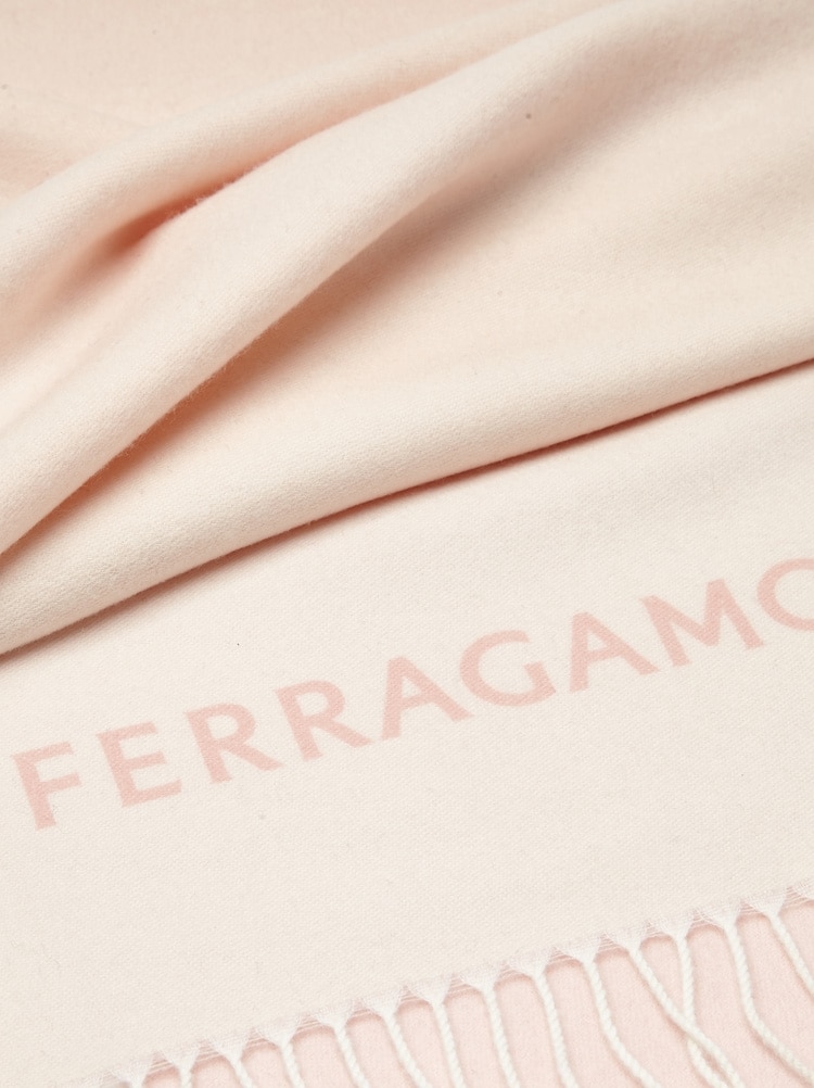 Nuanced cashmere scarf Gallery image 4