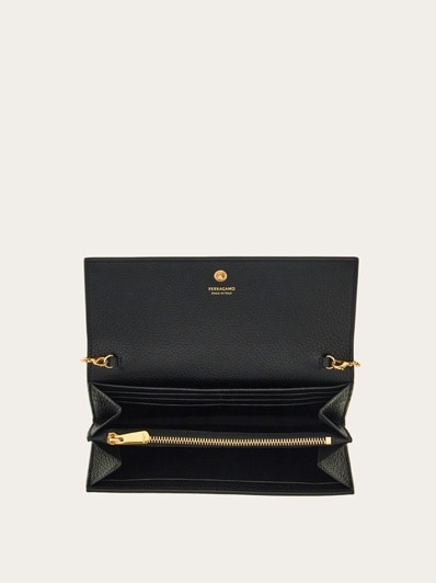 ★Ferragamo★220636 770374 チェーン カンチニ ウォレット Gancini wallet with chain - Women | Ferragamo