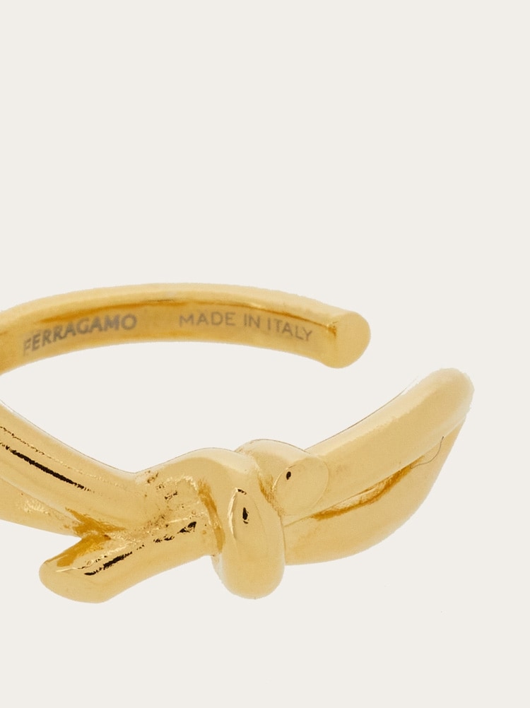 Ring with asymmetric bow Gallery image 2