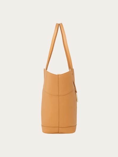 【SALVATORE FERRAGAMO】CHARMING TOTE BAG New SALVATORE FERRAGAMO Charming Leather Tote Bag,Handbag