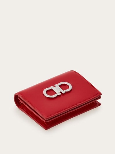 FERRAGAMO★素敵！BABY RONDI LEATHER w/LOGO STUDS WALLET FERRAGAMO Leather wallet with logo | Women's Accessories