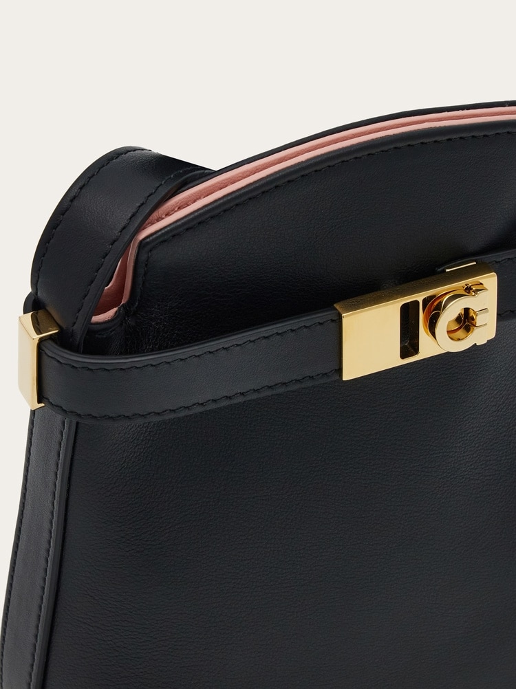 Zweifarbiges Hug Smartphone-Etui Gallery image 4