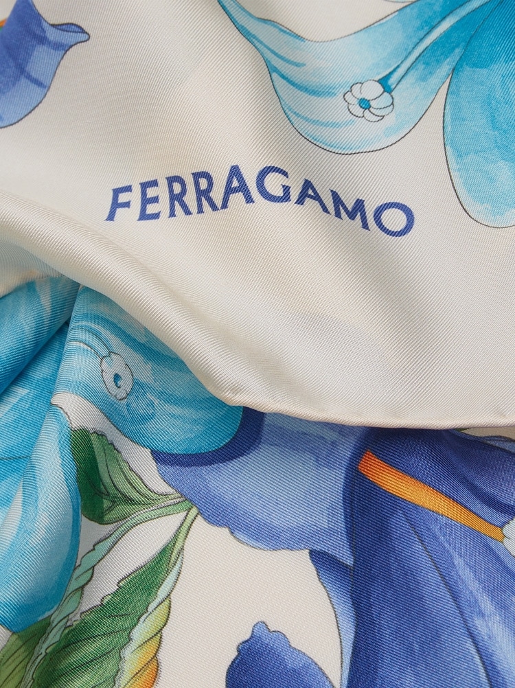 Hibiscus print silk foulard Gallery image 2