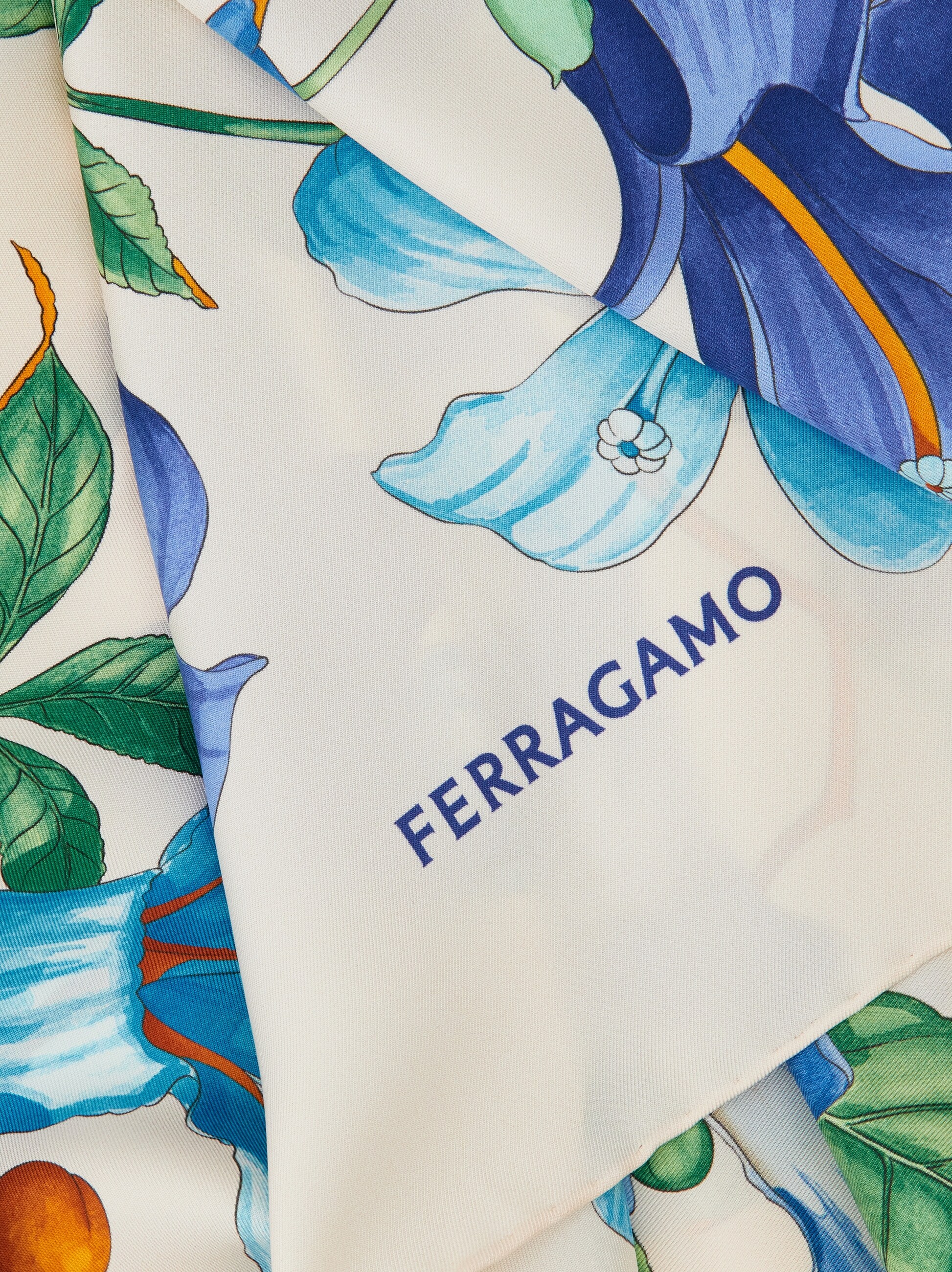 Salvatore Ferragamo シルク シングル ジャケット X3086 レディース