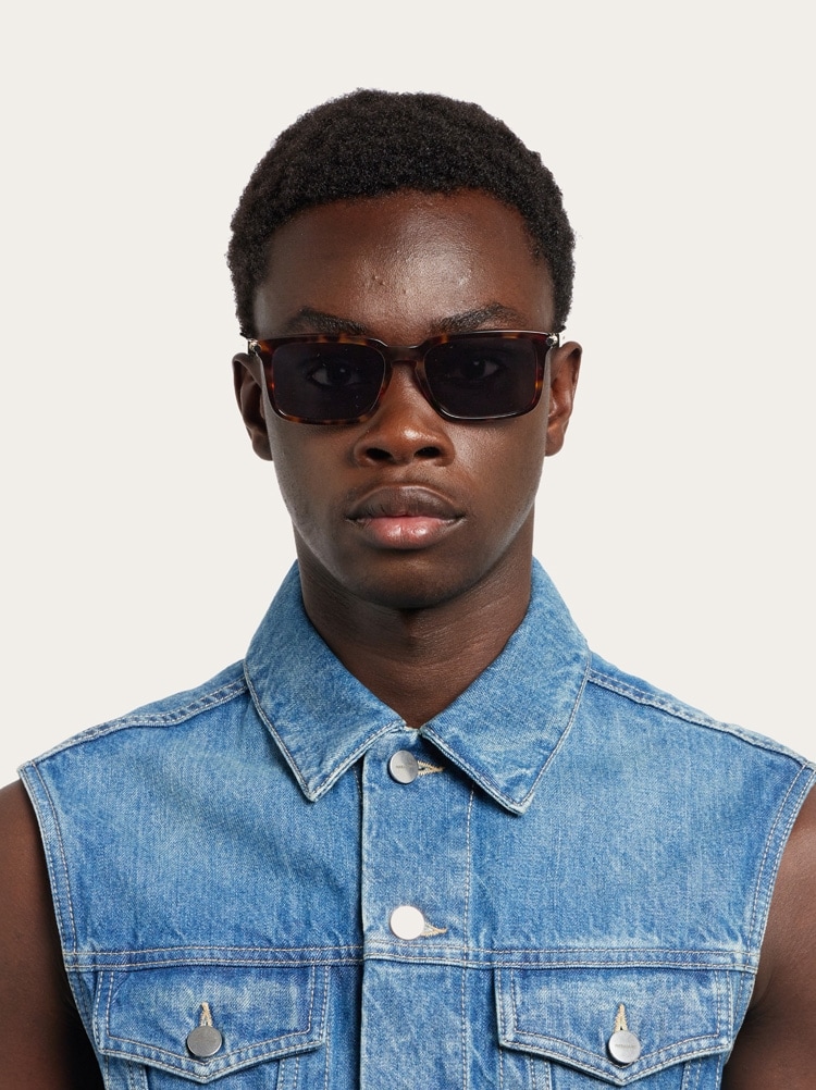Sunglasses Gallery image 3