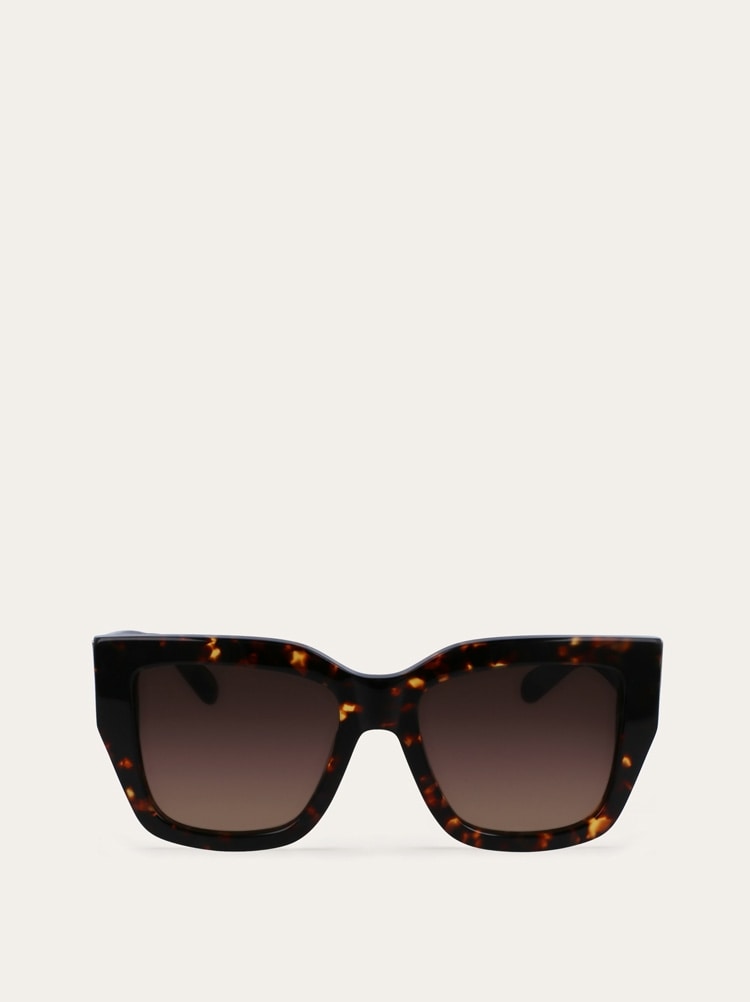 Sunglasses Gallery image 1