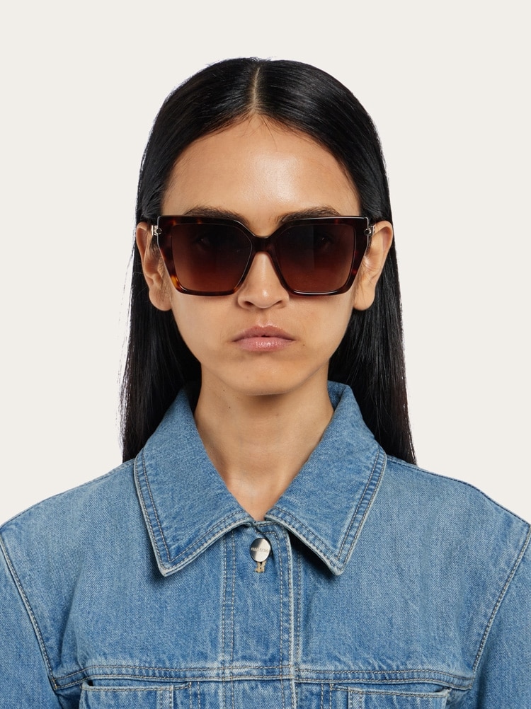 Rectangular frame sunglasses Gallery image 3