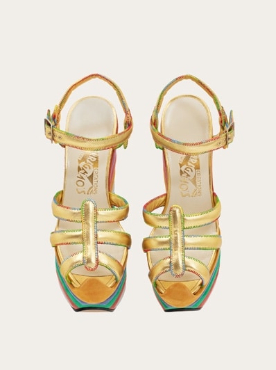 サンダル・ミュール FERRAGAMO Wedges 'Renee' multicolored Salvatore Ferragamo Renee Suede Wedge Sandals (Sandals
