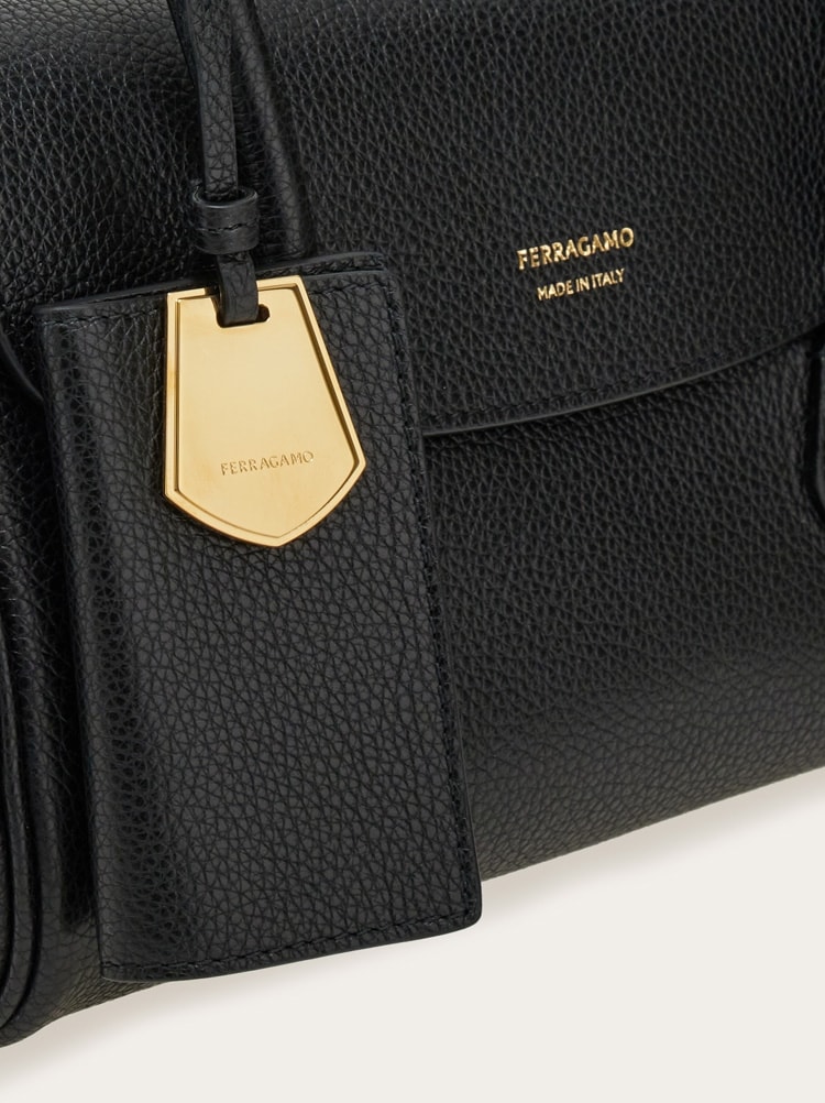 Ferragamo正規品/関税送料込み East West S Shoulder Bag 783796_07_cart_r20.jpg