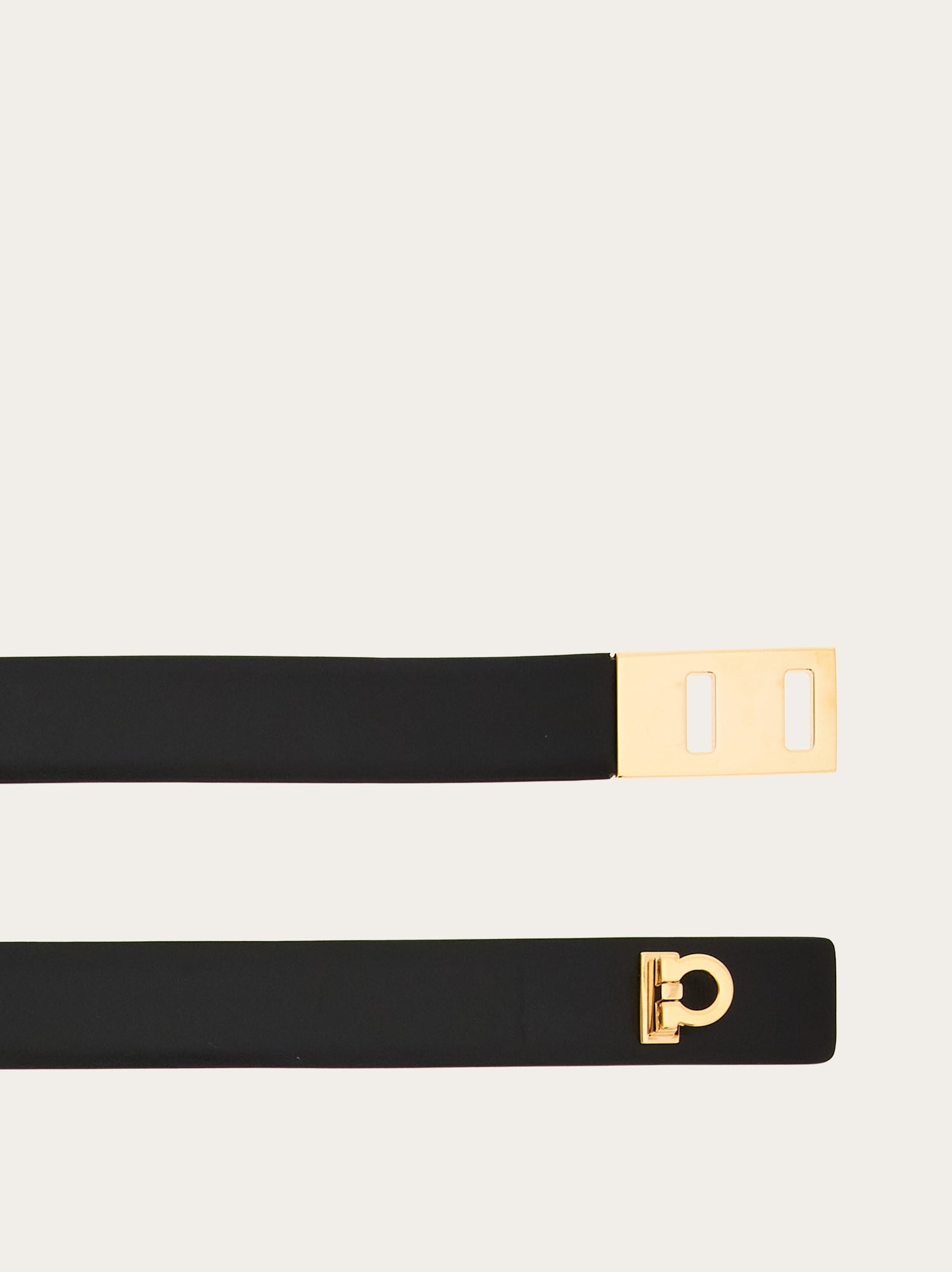 【Ferragamo】ブラック Extendable Hug ベルト Extendable Hug belt - Women | Ferragamo
