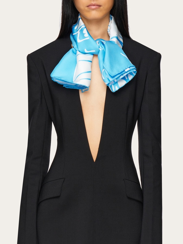 Venus print silk foulard Gallery image 3