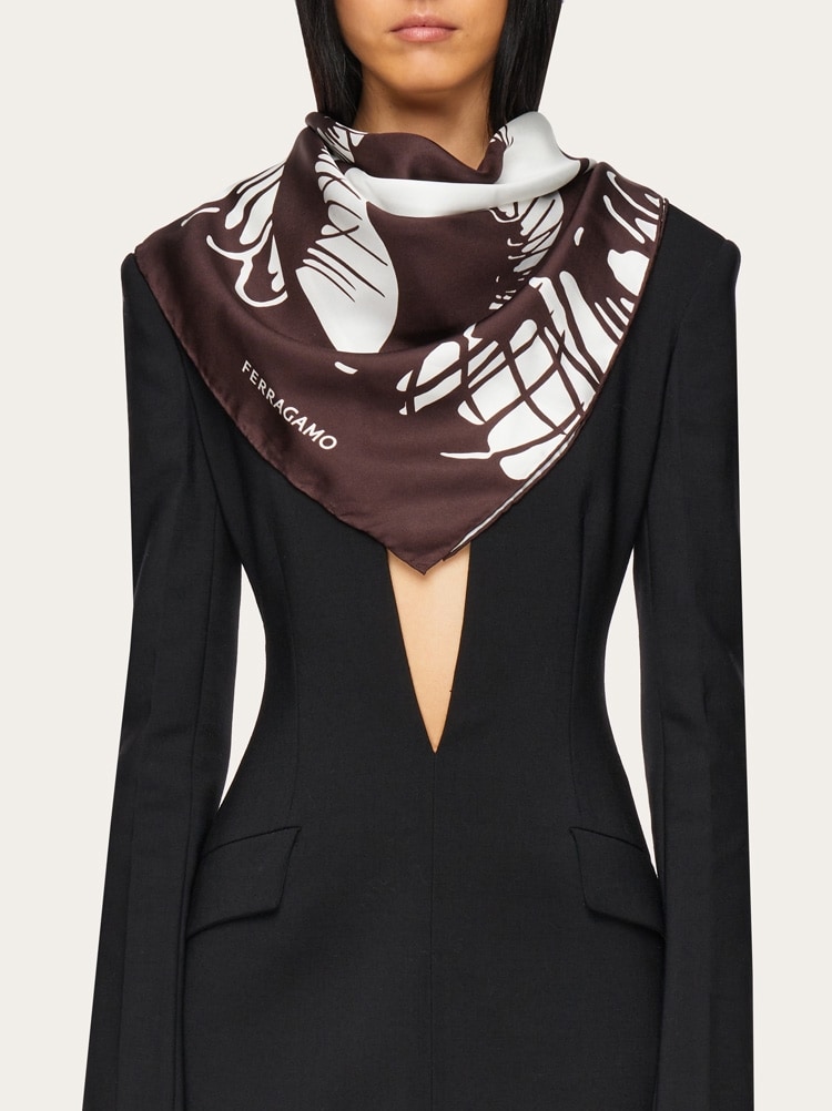 Venus print silk foulard Gallery image 3
