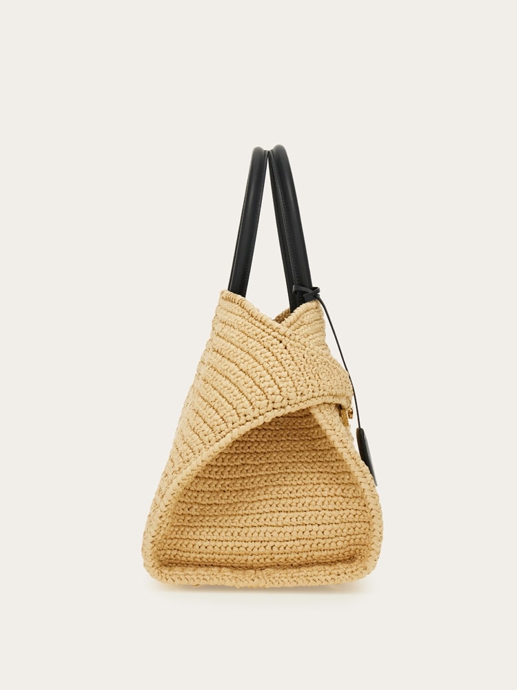 Hug handbag (L) Gallery image 3