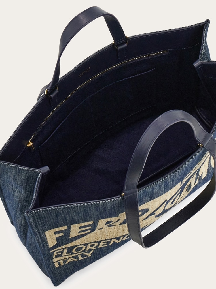 Tote bag with logo (XL) Gallery image 6