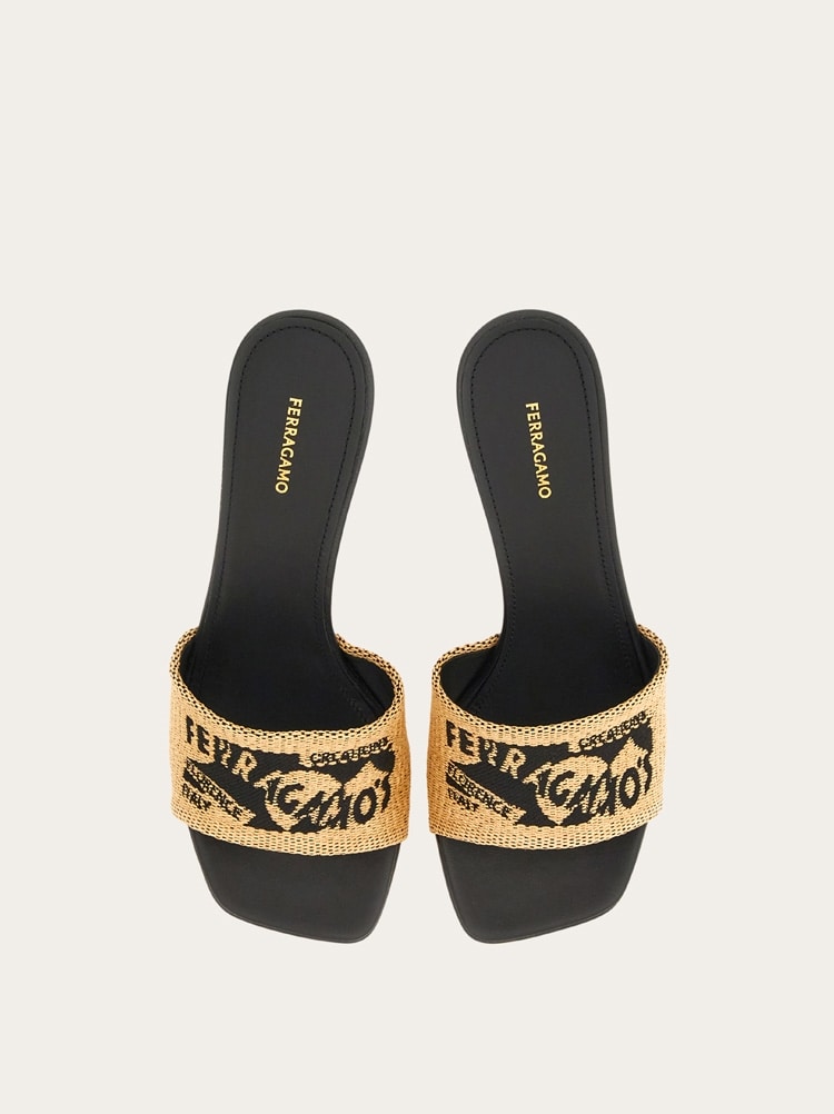 Jacquard slide with logo Gallery image 3