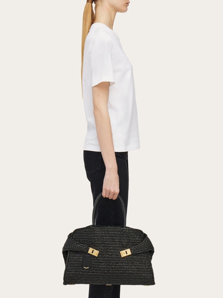 Hug handbag (L) Gallery image 2