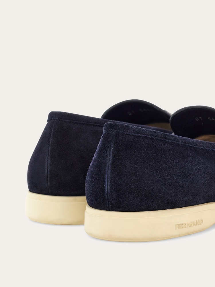 Casual loafer with Gancini ornament Gallery image 5