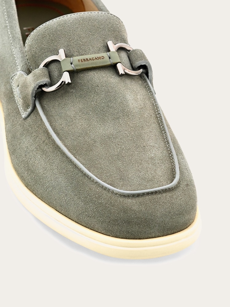 Casual loafer with Gancini ornament Gallery image 6