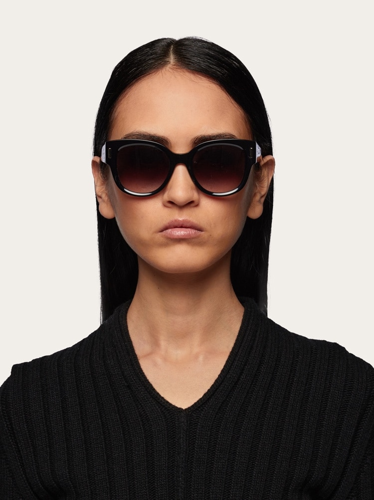 Sunglasses Gallery image 3