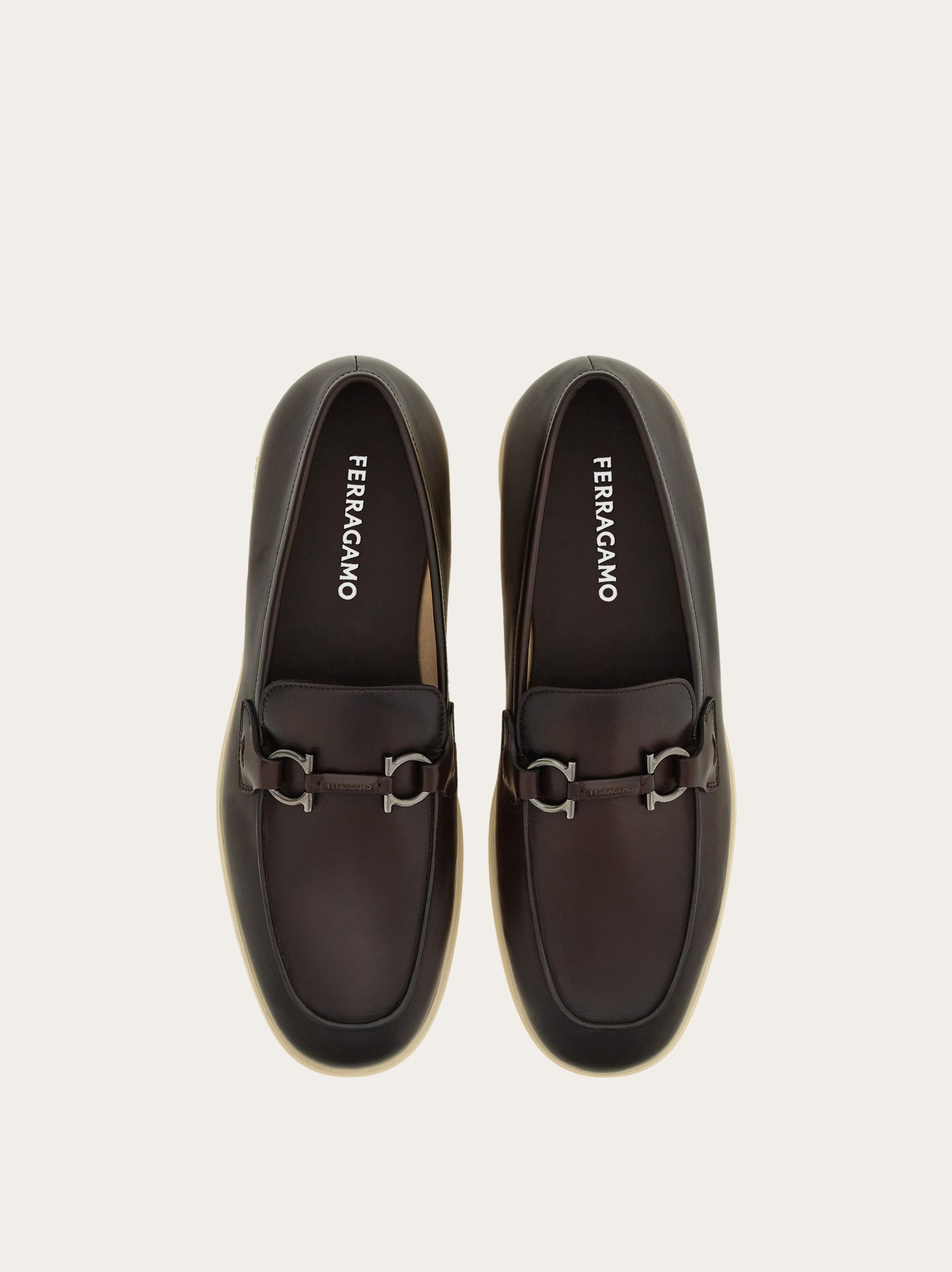 【SALVATORE FERRAGAMO】LOAFERS Casual loafer with Gancini ornament - Men | Ferragamo