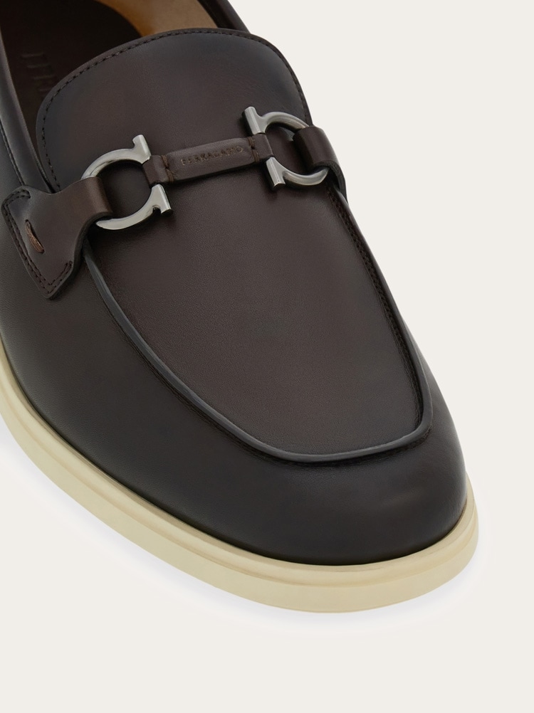 Casual loafer with Gancini ornament Gallery image 7