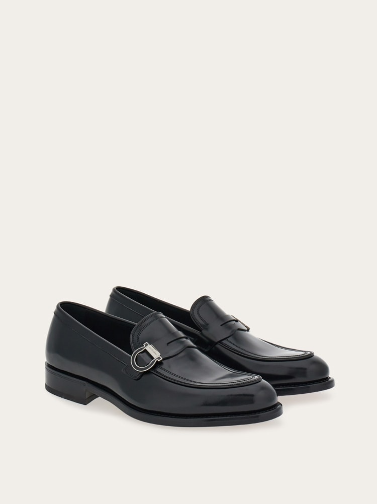 간치니 오너먼트 모카신 - 남성 | Ferragamo