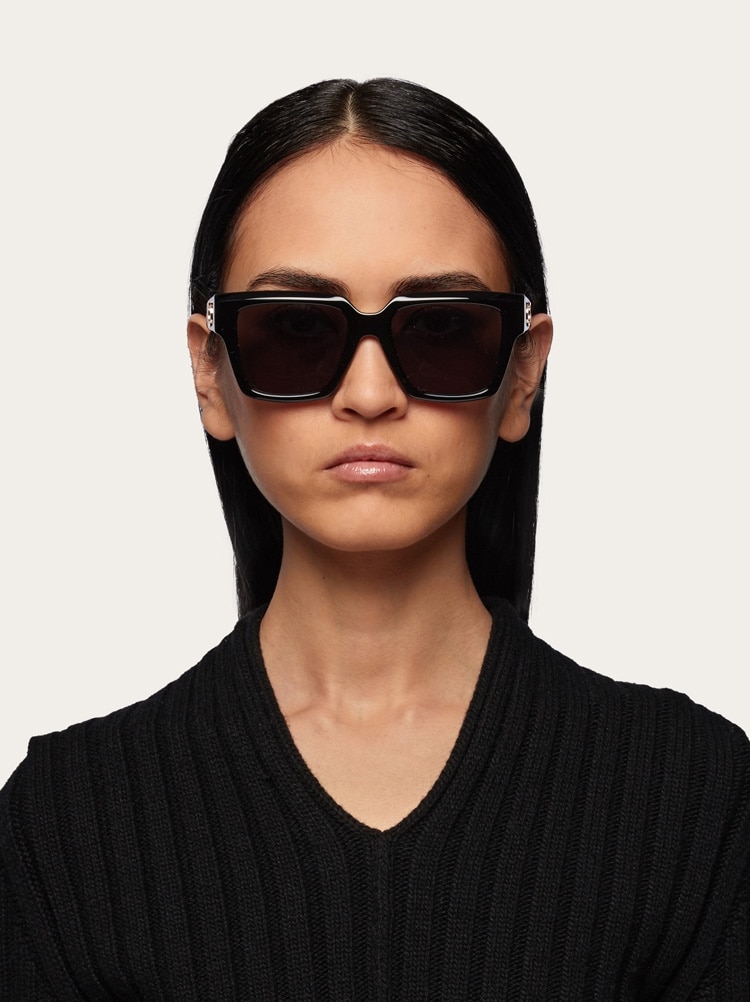Sunglasses Gallery image 3