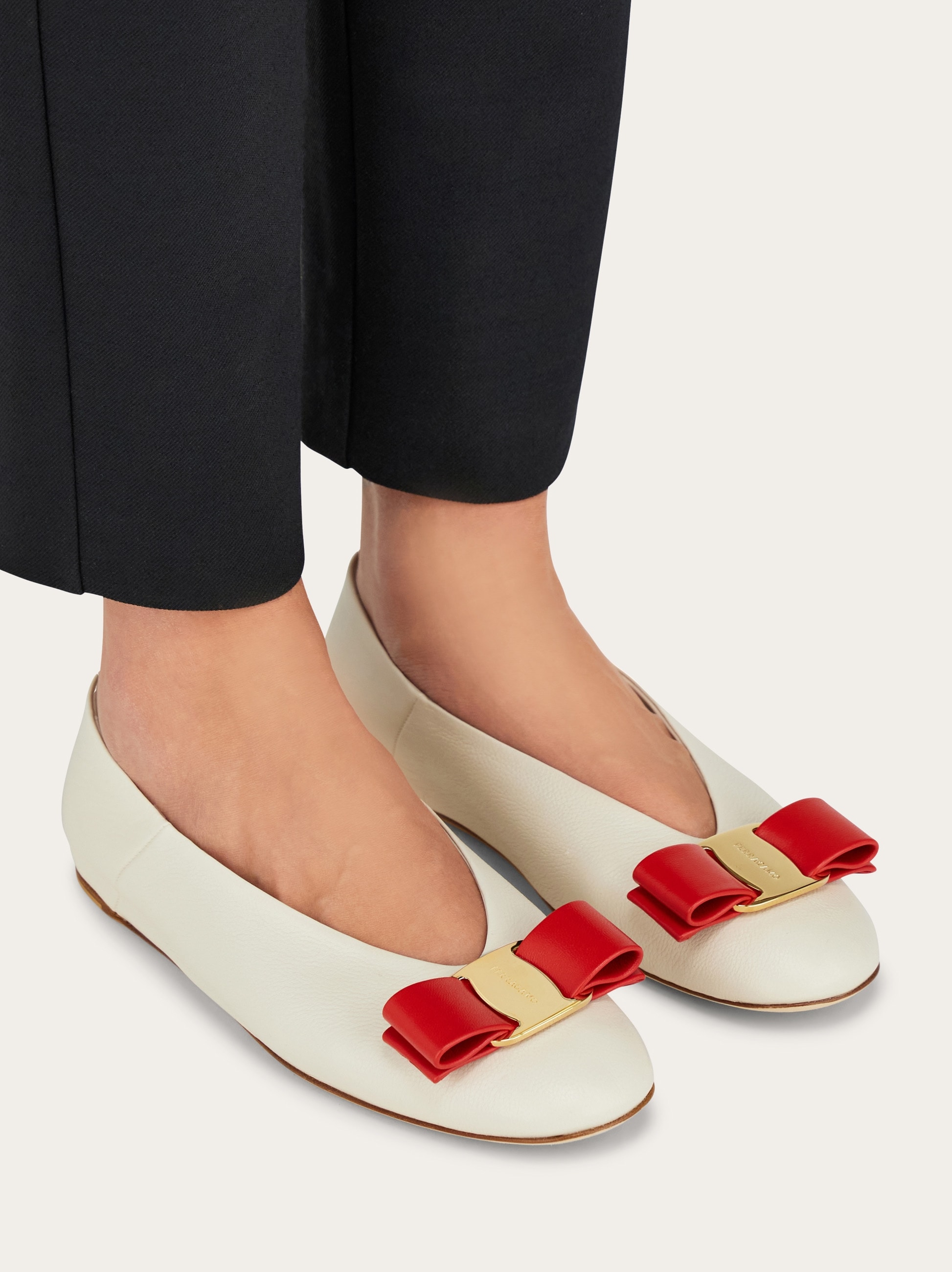 バレリーナシューズ - ウィメンズ | Ferragamo
