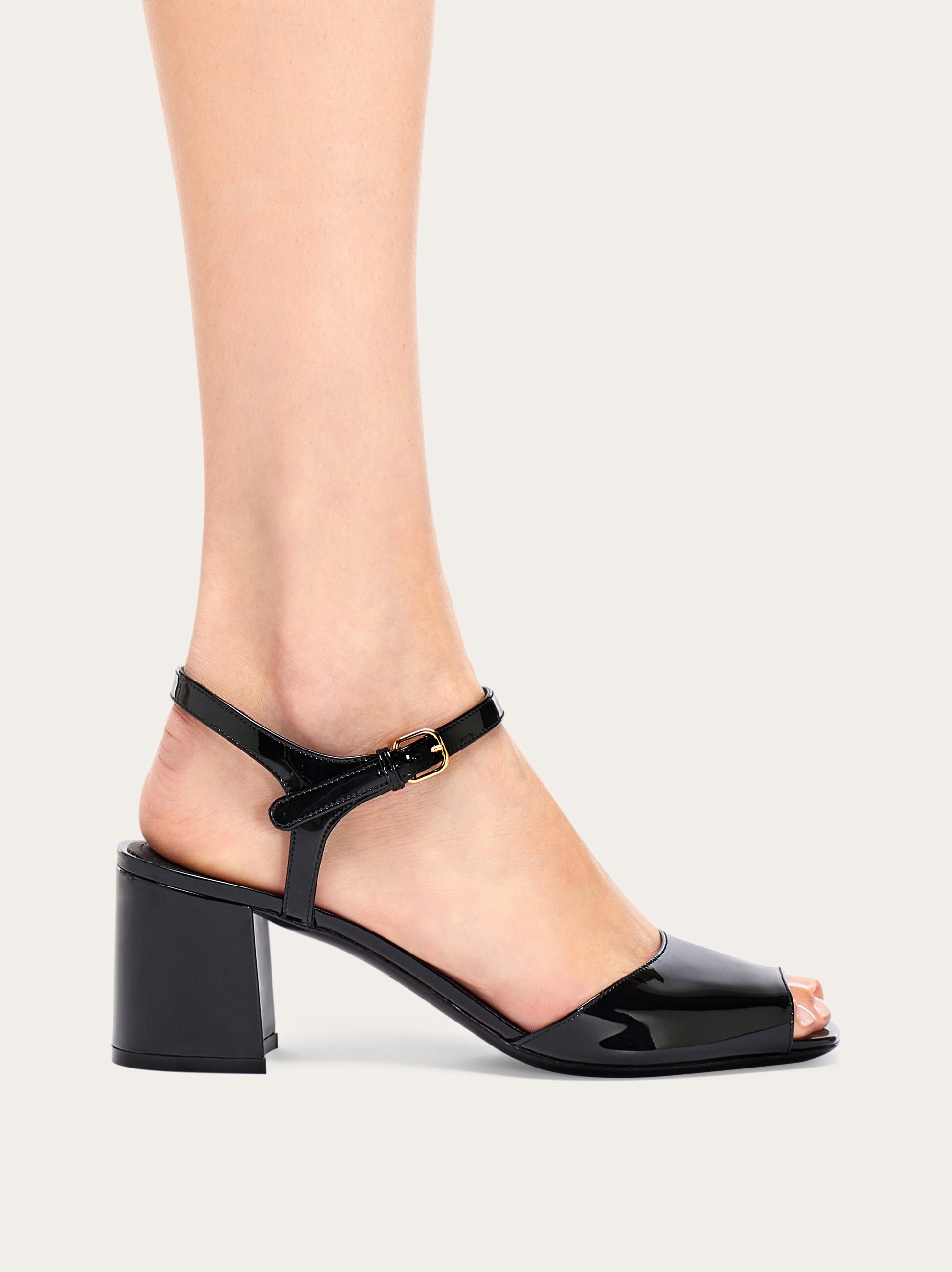 Sandale mit Chunky Absatz - Schuhe - Damen - Salvatore Ferragamo DE