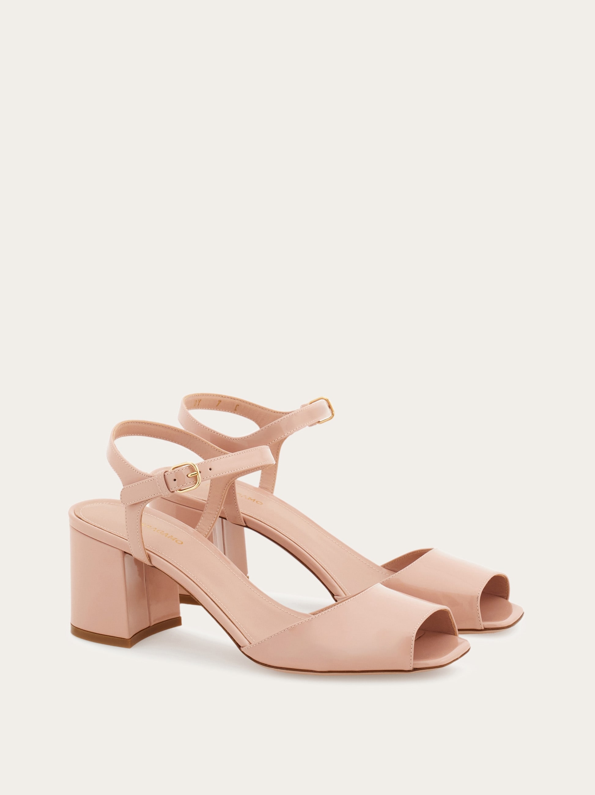 Sandale mit Chunky Absatz - Schuhe - Damen - Salvatore Ferragamo DE