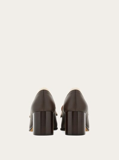 Loafer in Mokassin-Machart mit Gancini-Ornament und Absatz