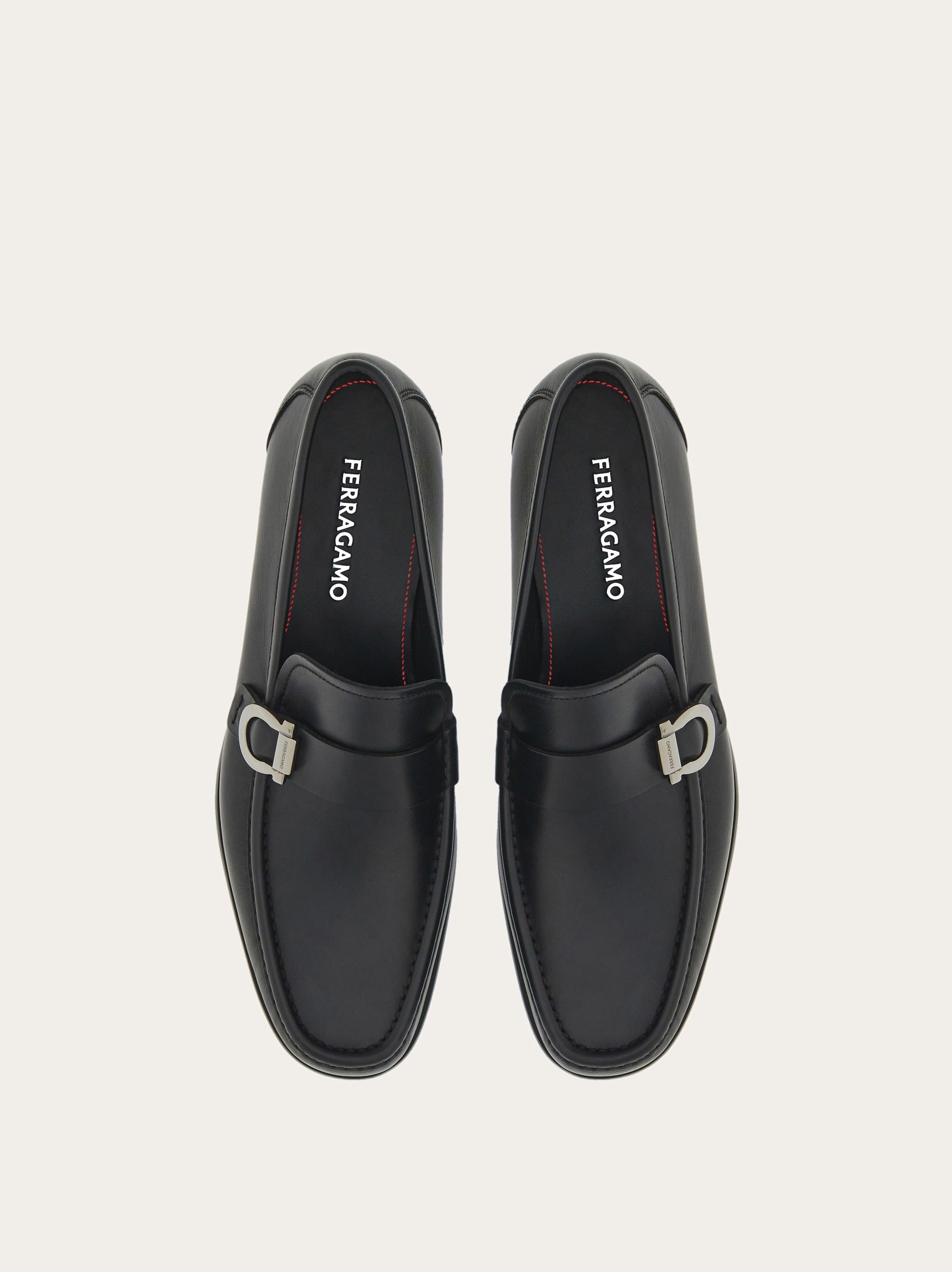 専用 Salvatore Ferragamo ガンチーニ パンプス ブラック Ferragamo ガンチーニ パンプス | ブラック | FARFETCH JP