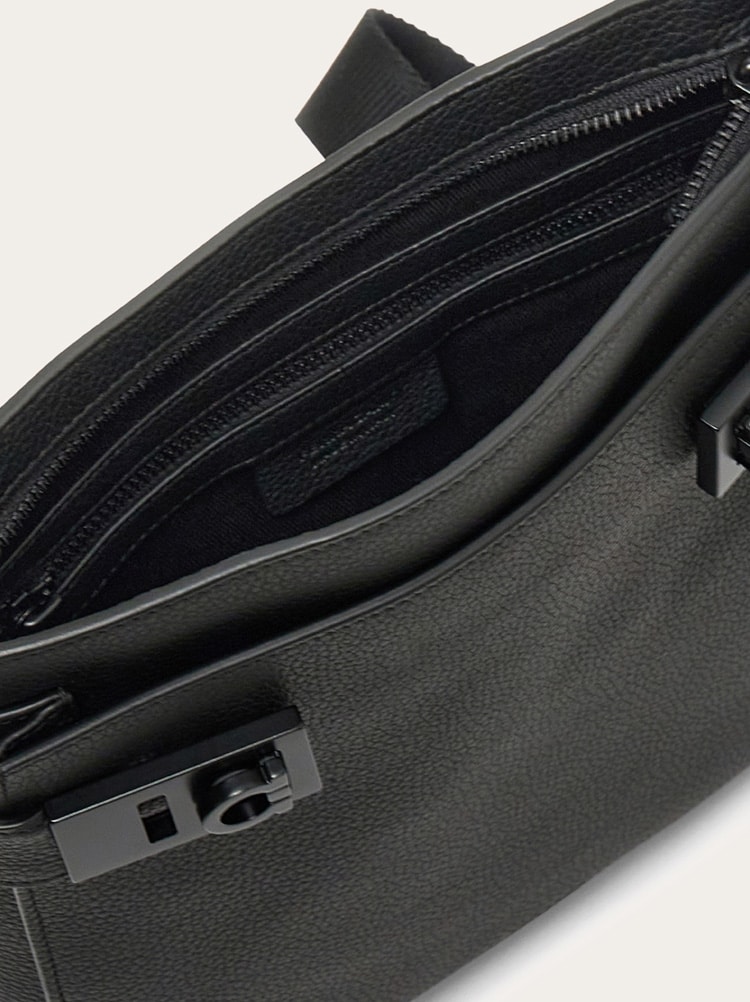 Bolso bandolera con hebillas Gancini North-South Gallery image 5