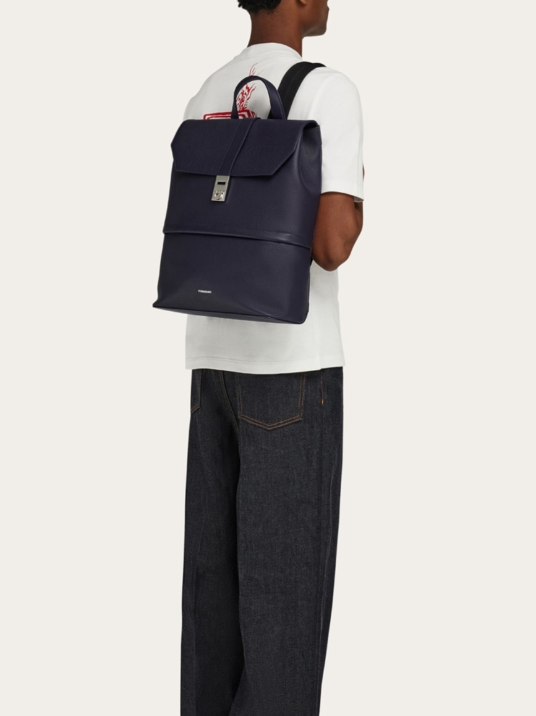 ☆【FERRAGAMO】☆カンチーニ トリフォリオ バケットバッグ☆ 51N7aocIkkL._AC_SY300_QL30_.jpg